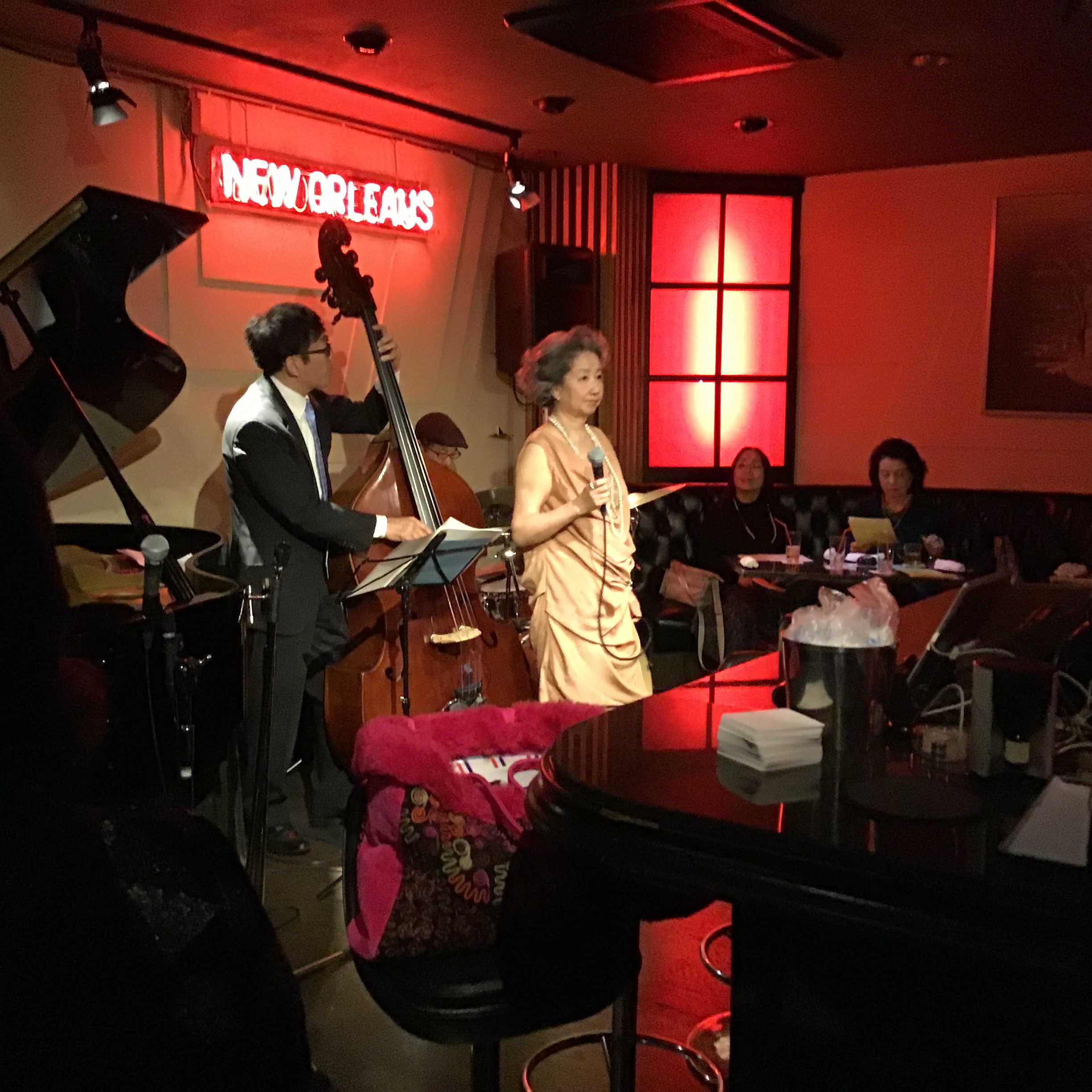 198b1e2b-c4c1-422e-b4db-1497996c4ce2