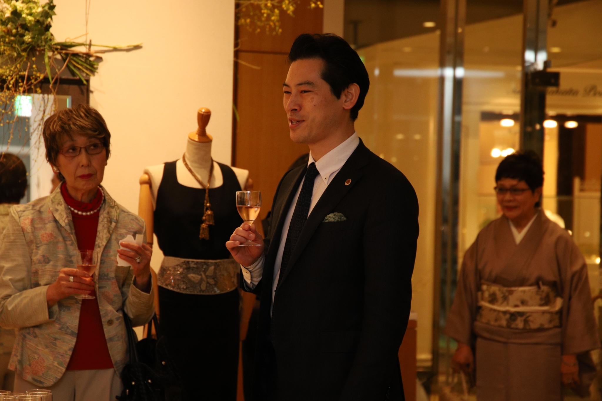 b7c66596-7500-4594-b916-597399855cc4