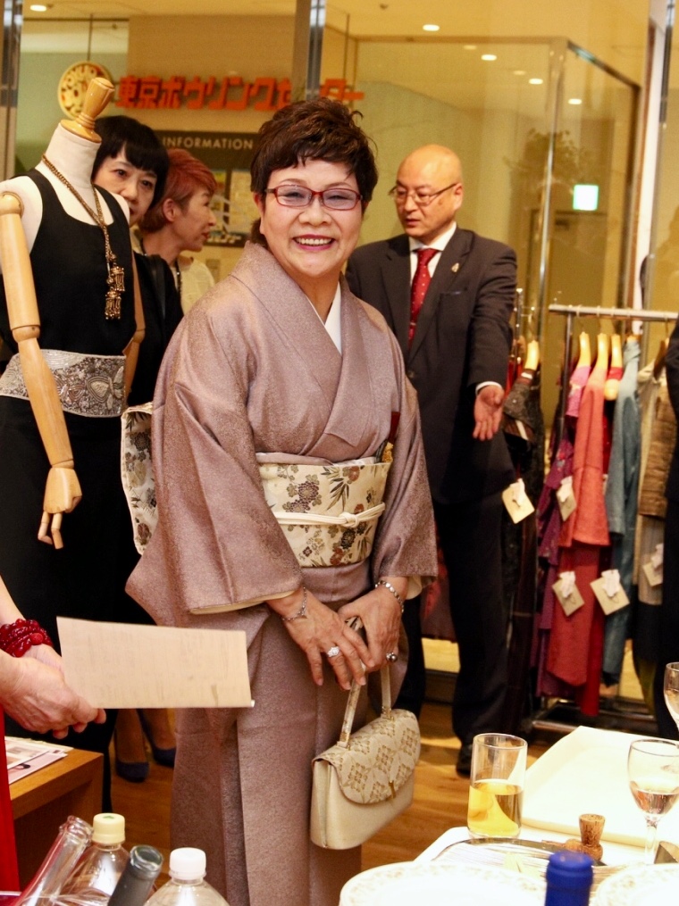 c0fb28c7-4434-4775-bba1-b3d930a77e4f