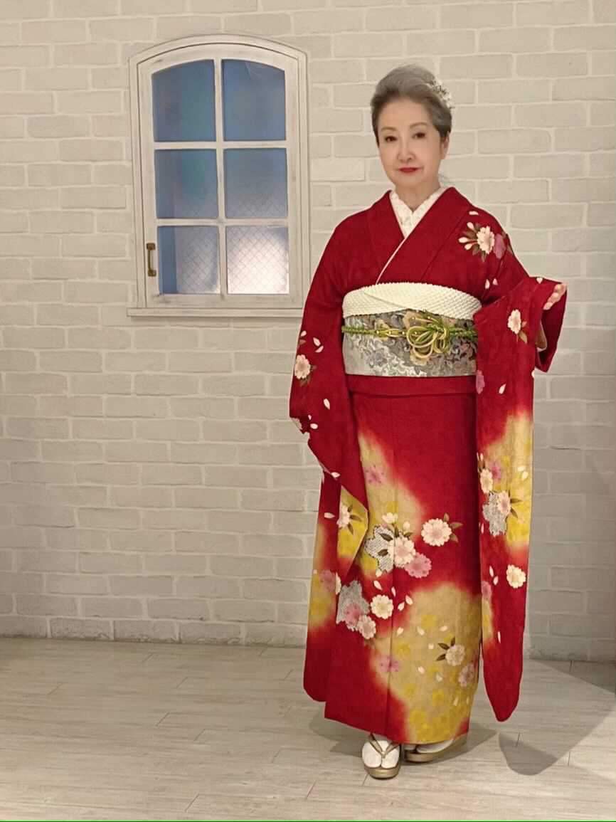 cc23c340-64d7-4216-a2b6-f5feba727a8e