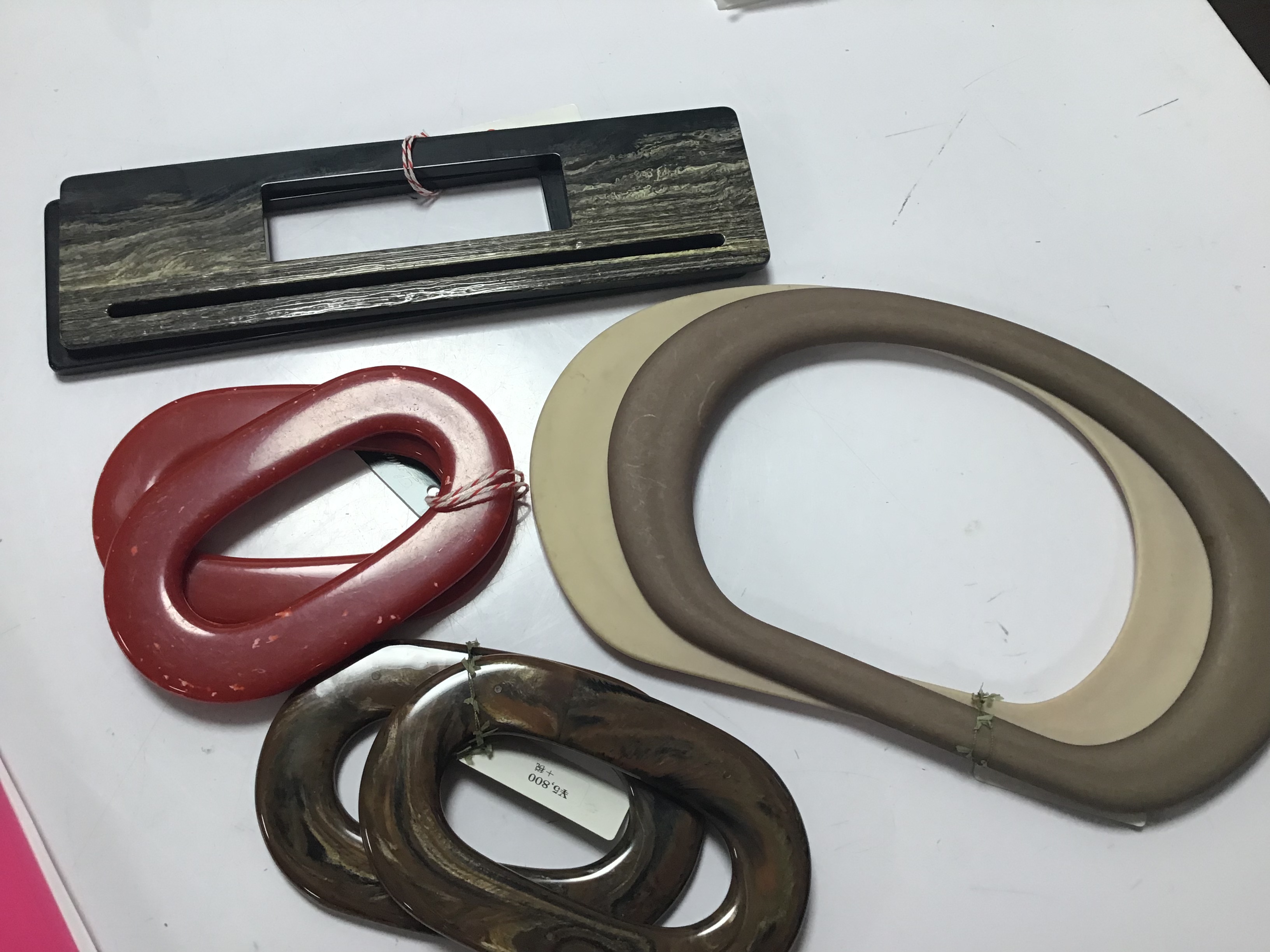 f9c2cfe6-31af-4a23-9dfd-c9631692dc1d