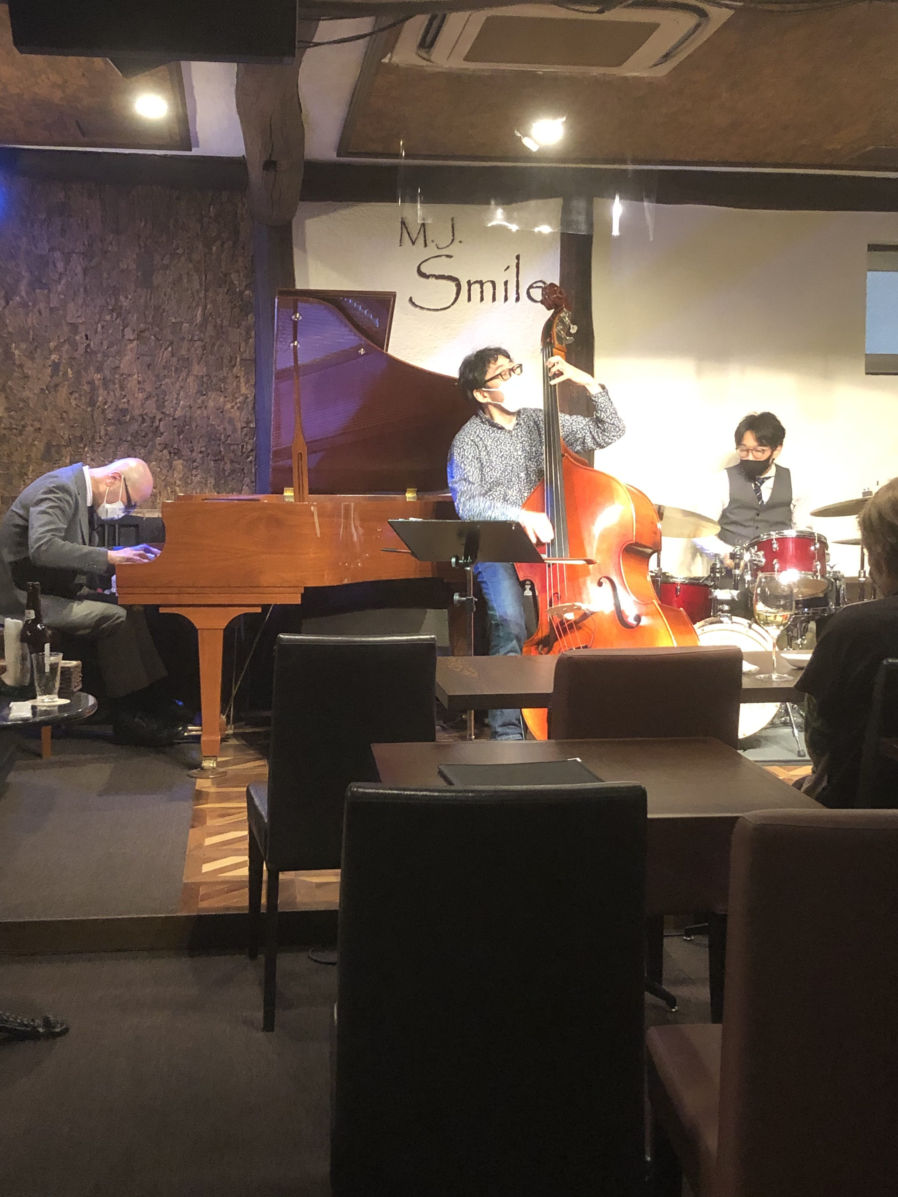 e659565a-f6eb-4b62-a479-037fdd51b761