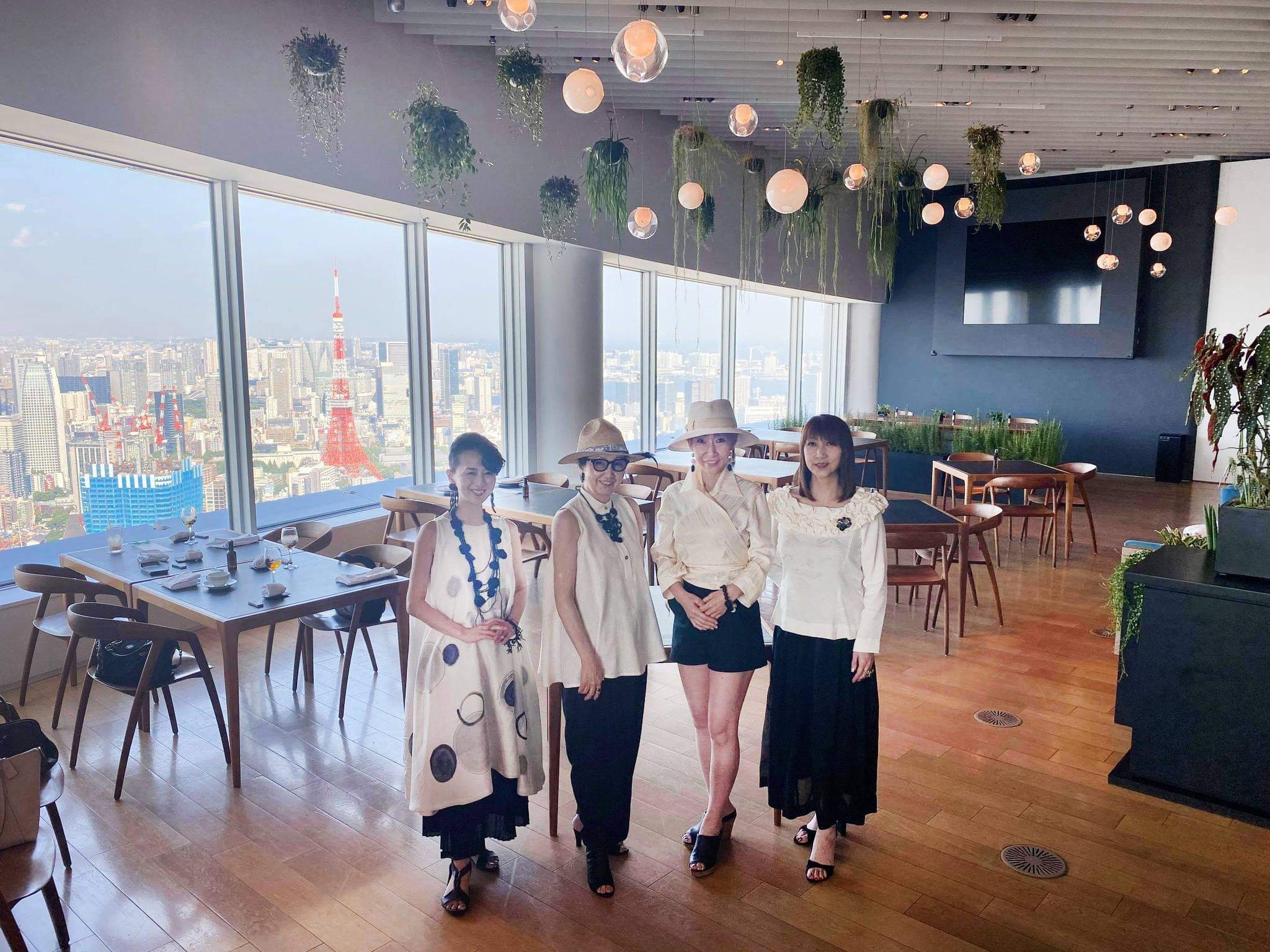 3eb14246-f9fa-4fa6-b64d-a8849a1c54d2