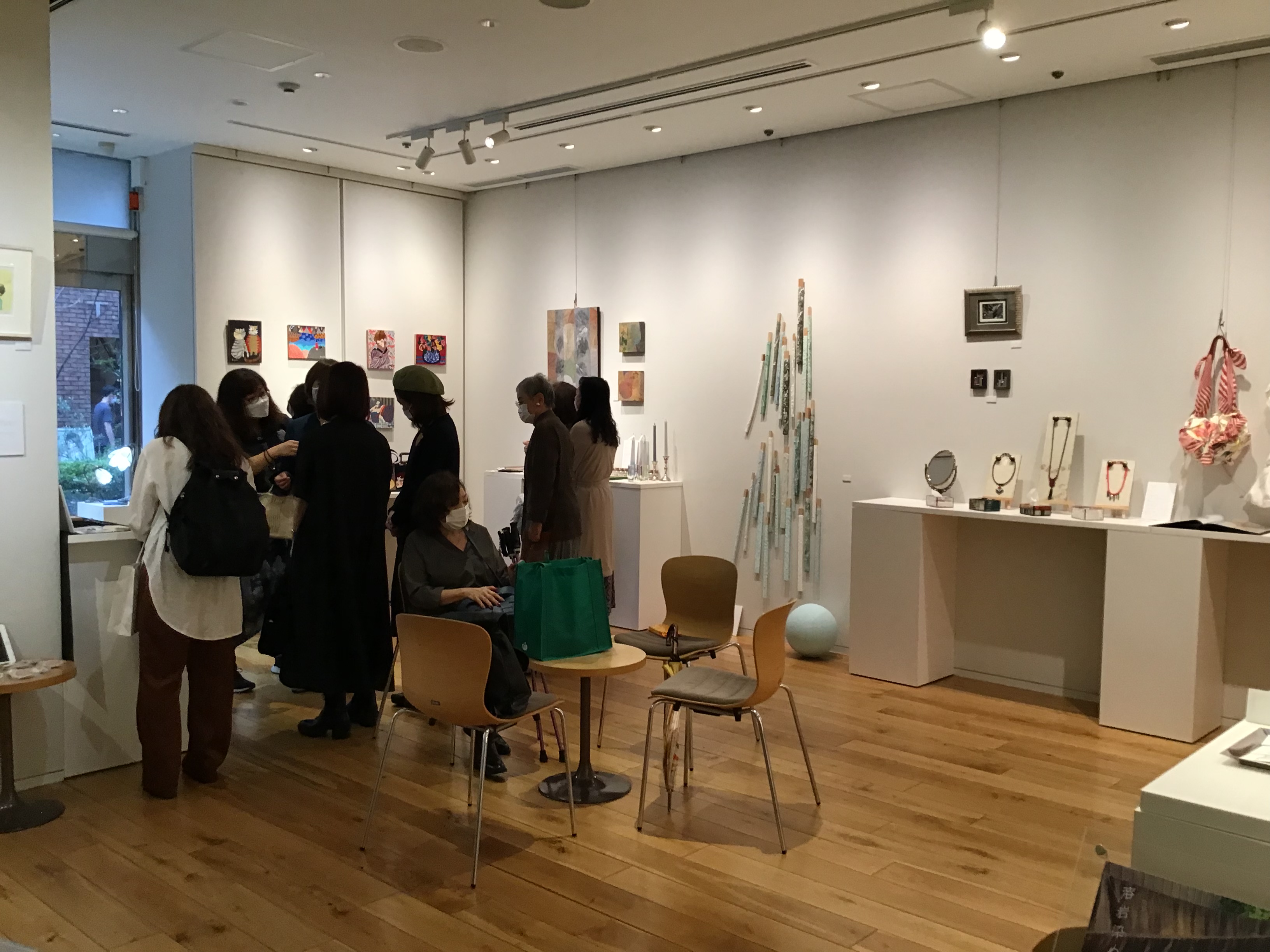 2868d0c9-464e-4e3f-868a-b7861ee7a10d