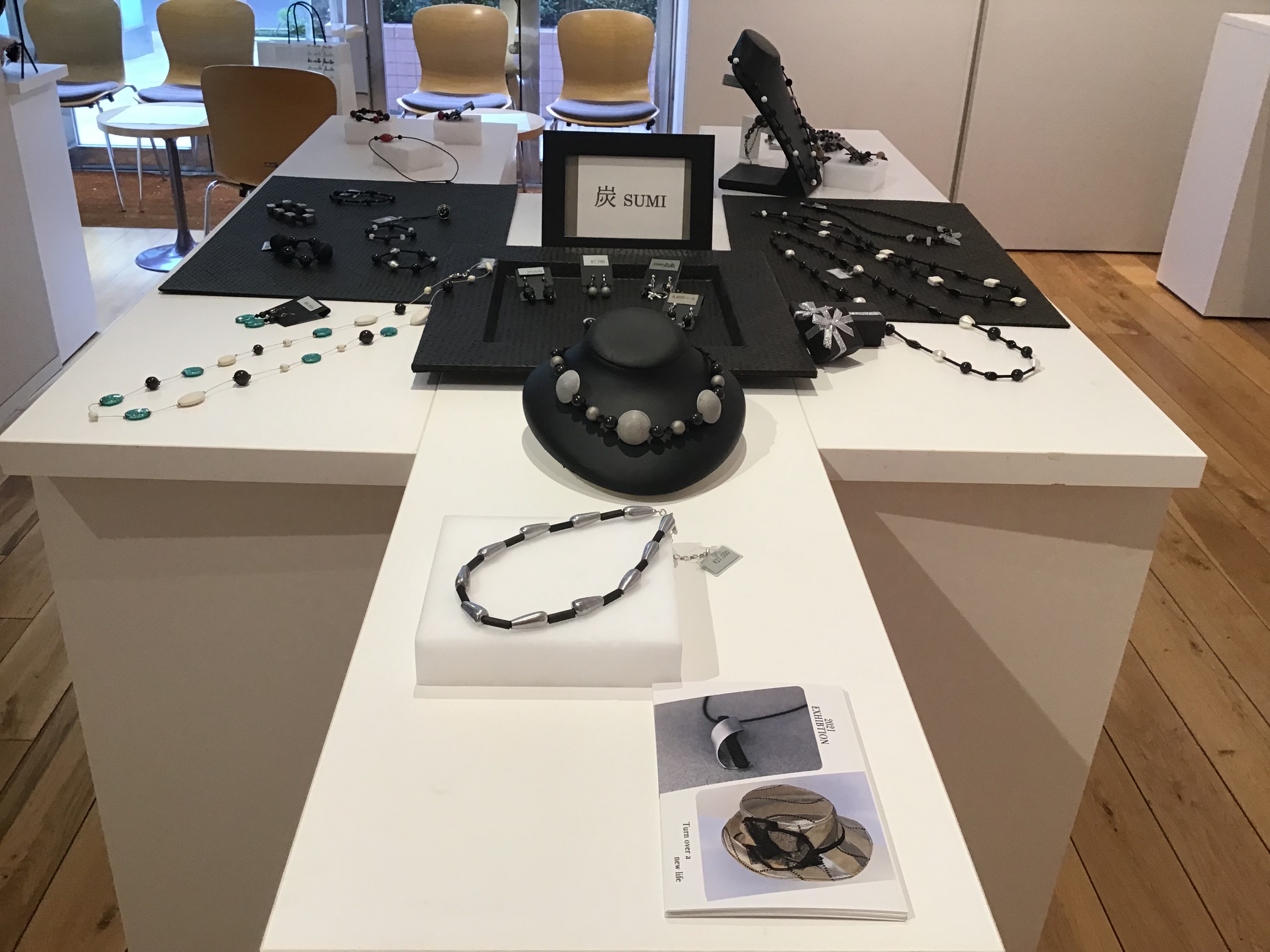 48a0320e-0c88-452f-987a-9598a068dd7e