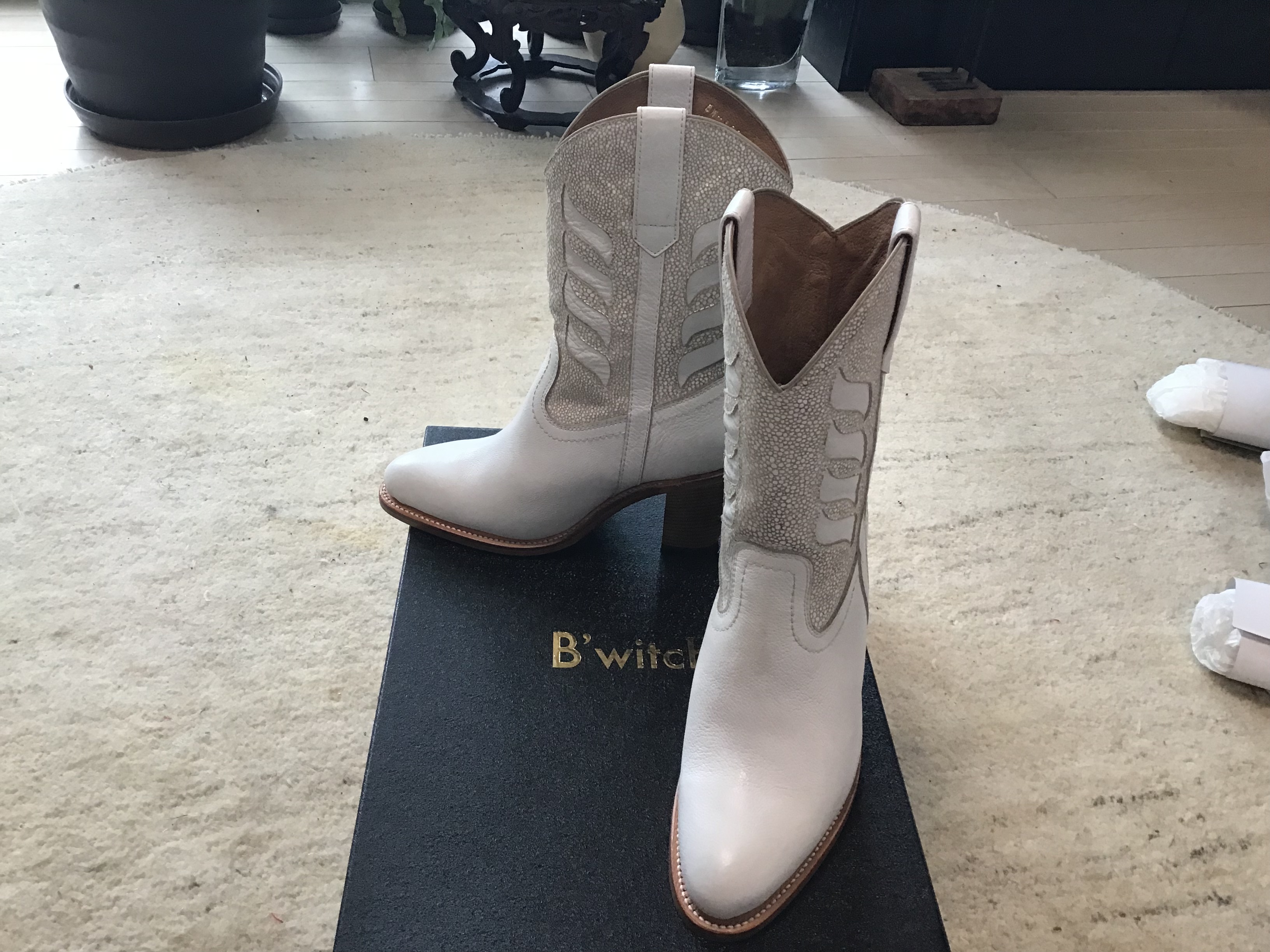 8c9c7ffc-e309-4b93-b312-16b09c4f9263