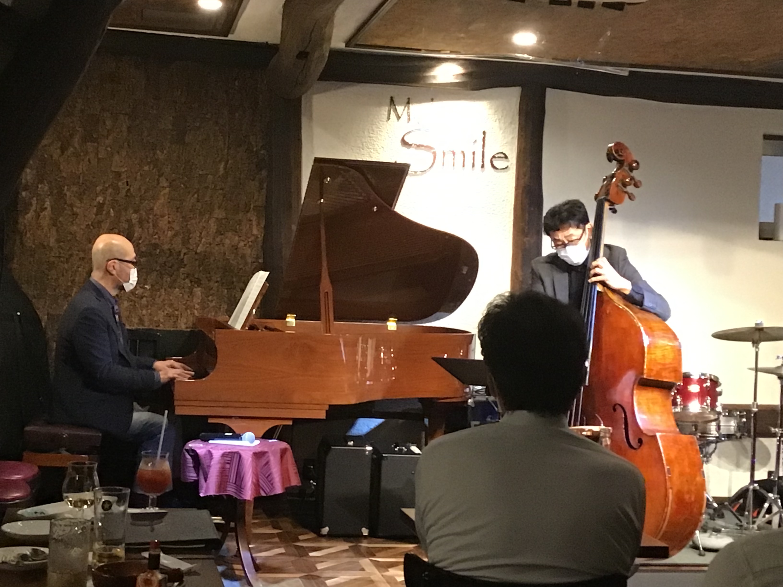 943dad69-46a5-4c31-ba59-88a86cea34b3