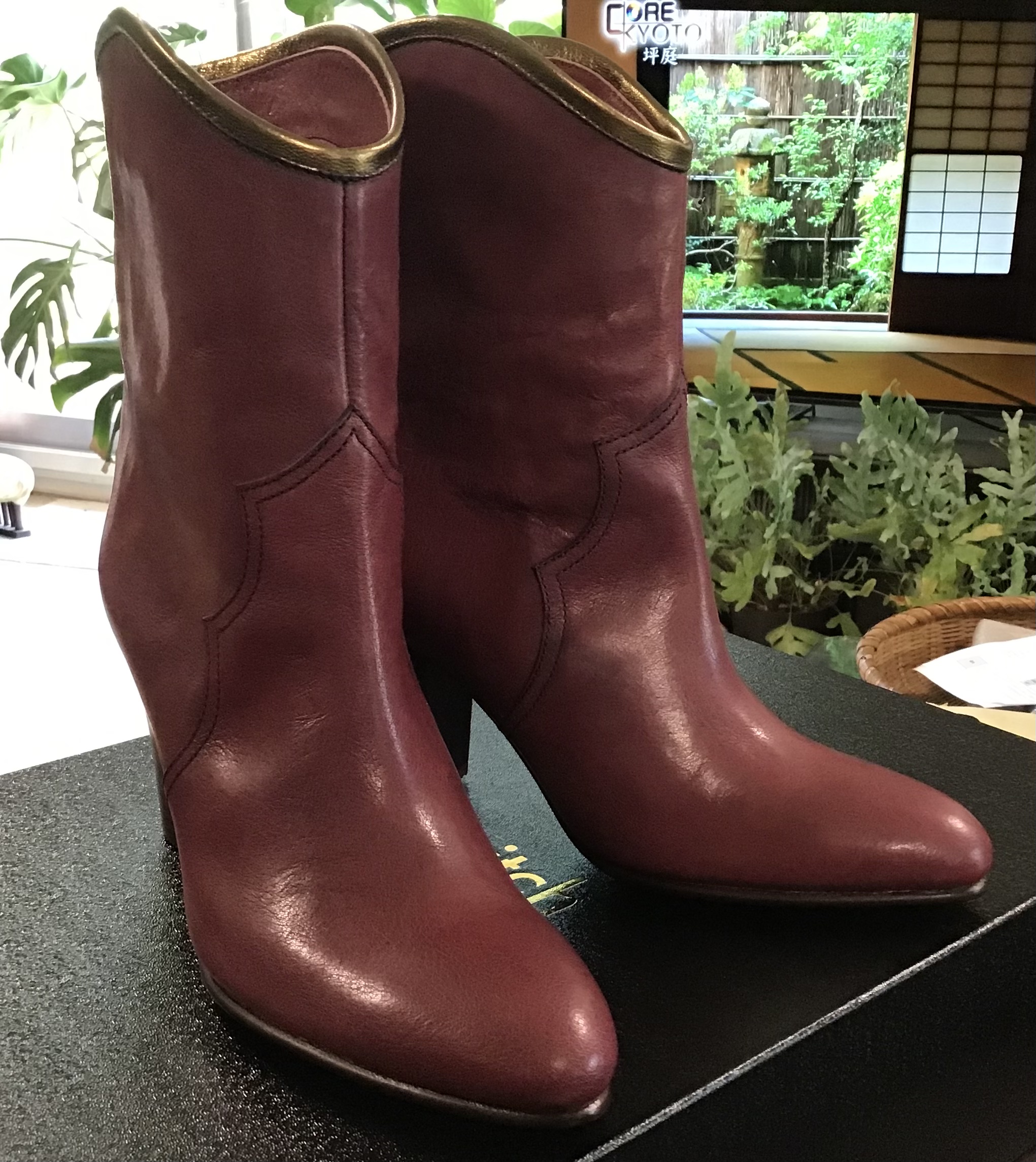 8f901c29-286b-432d-80ca-f8f64ea8733c