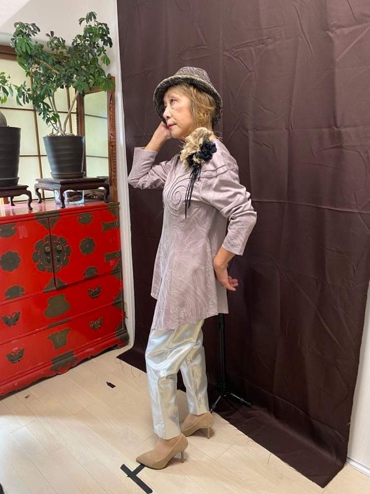 c100764e-98ea-495f-8b83-948c3d6723f6