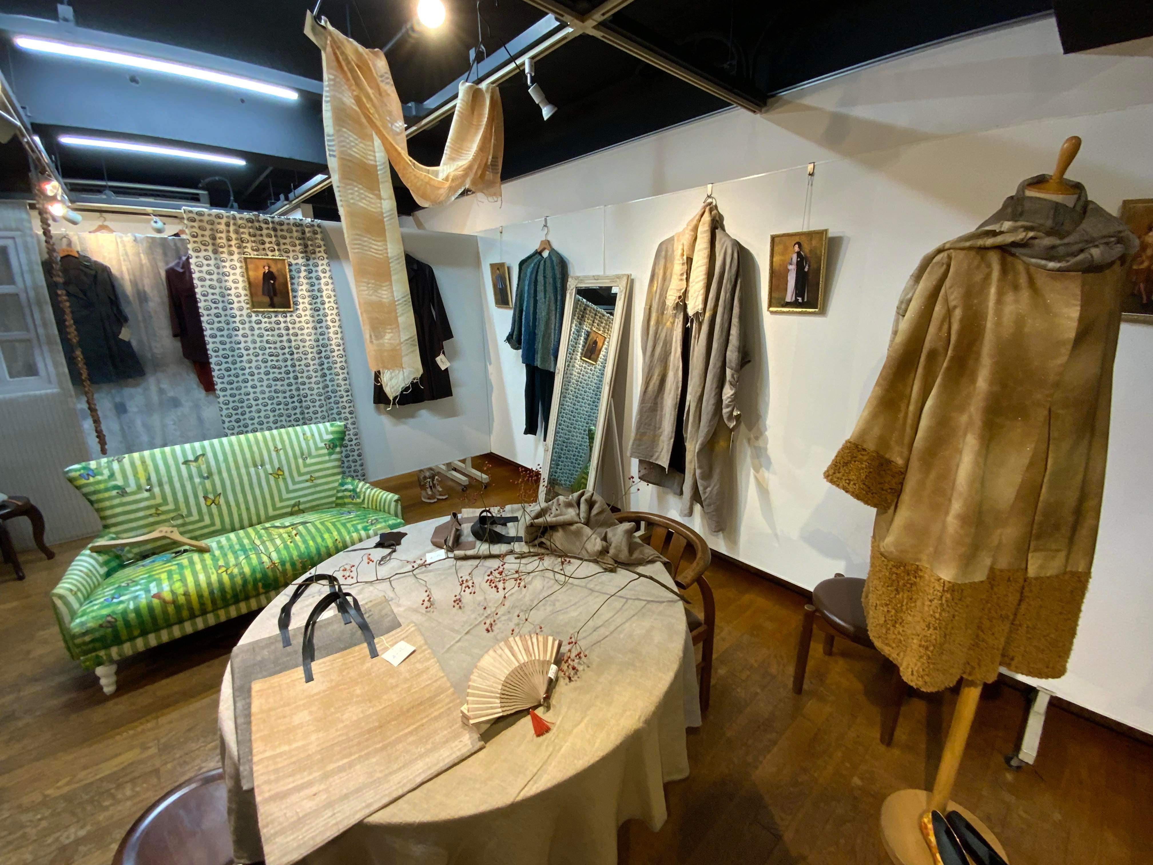 3ef643dc-3ec0-48f3-935c-b20f2937e66c